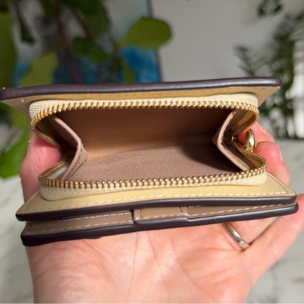 NWOT Coach Snap Wallet with Floral Appliqué in Moonlight Yellow Leather CAP16 - Picture 10 of 12